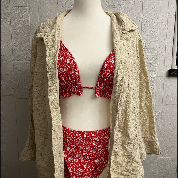 Button up - Picture 1 of 3